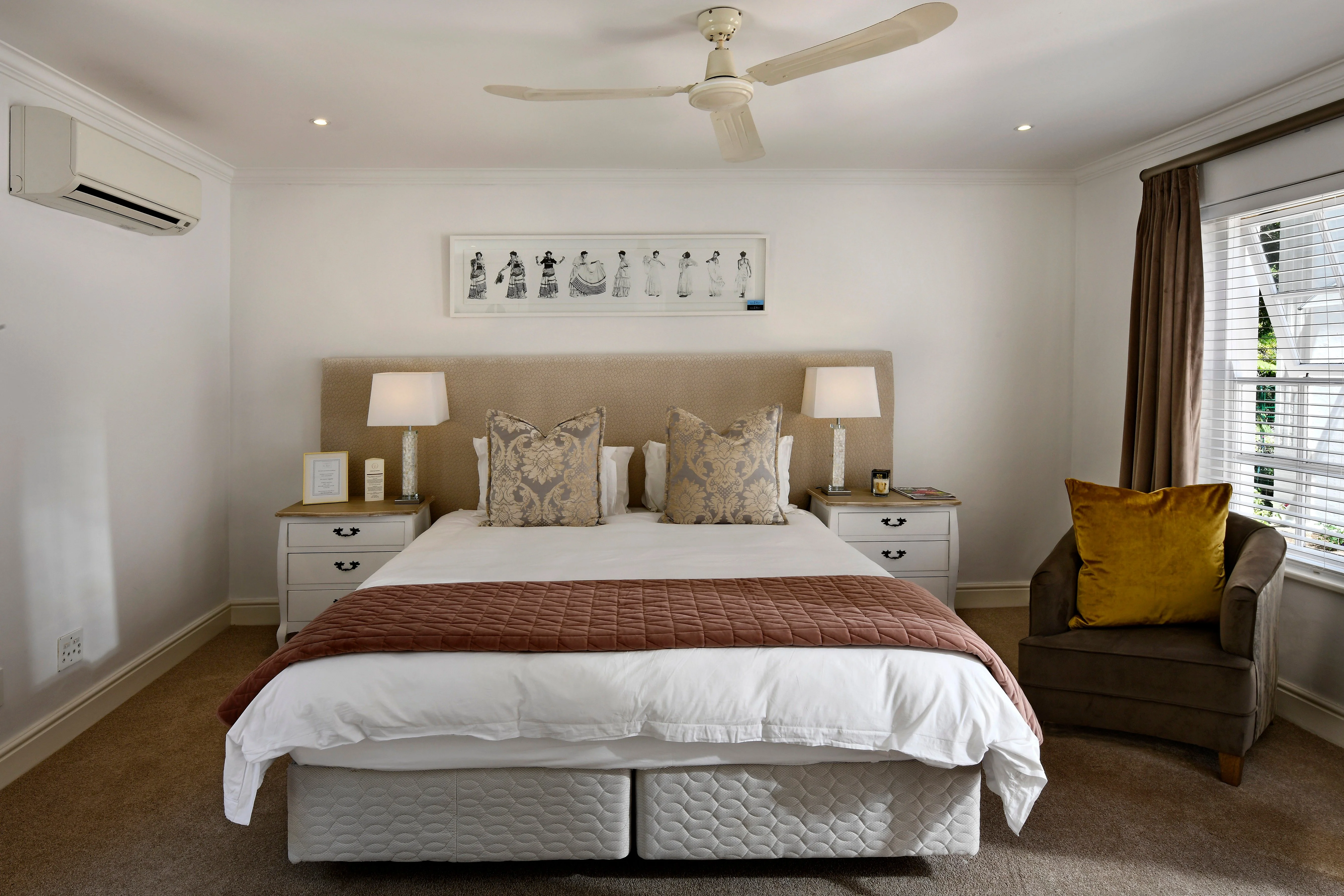 Fitted bedroom wardrobes in Slough with sliding doors